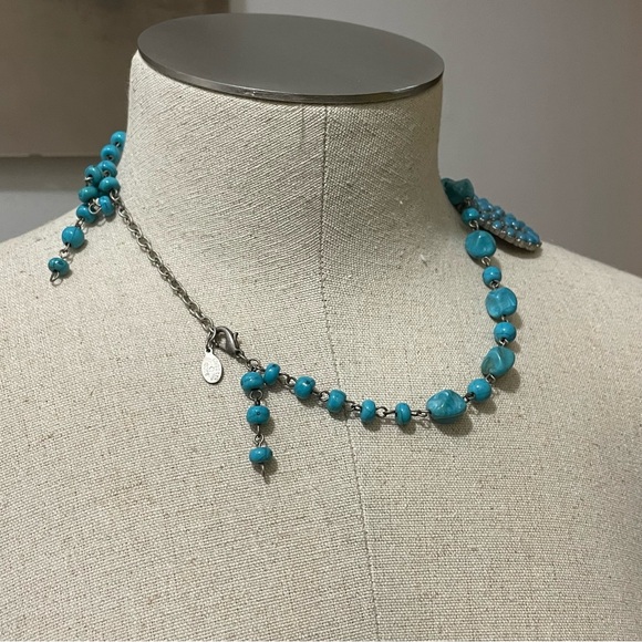 Turquoise Beaded Pendant Necklace - Picture 7 of 9
